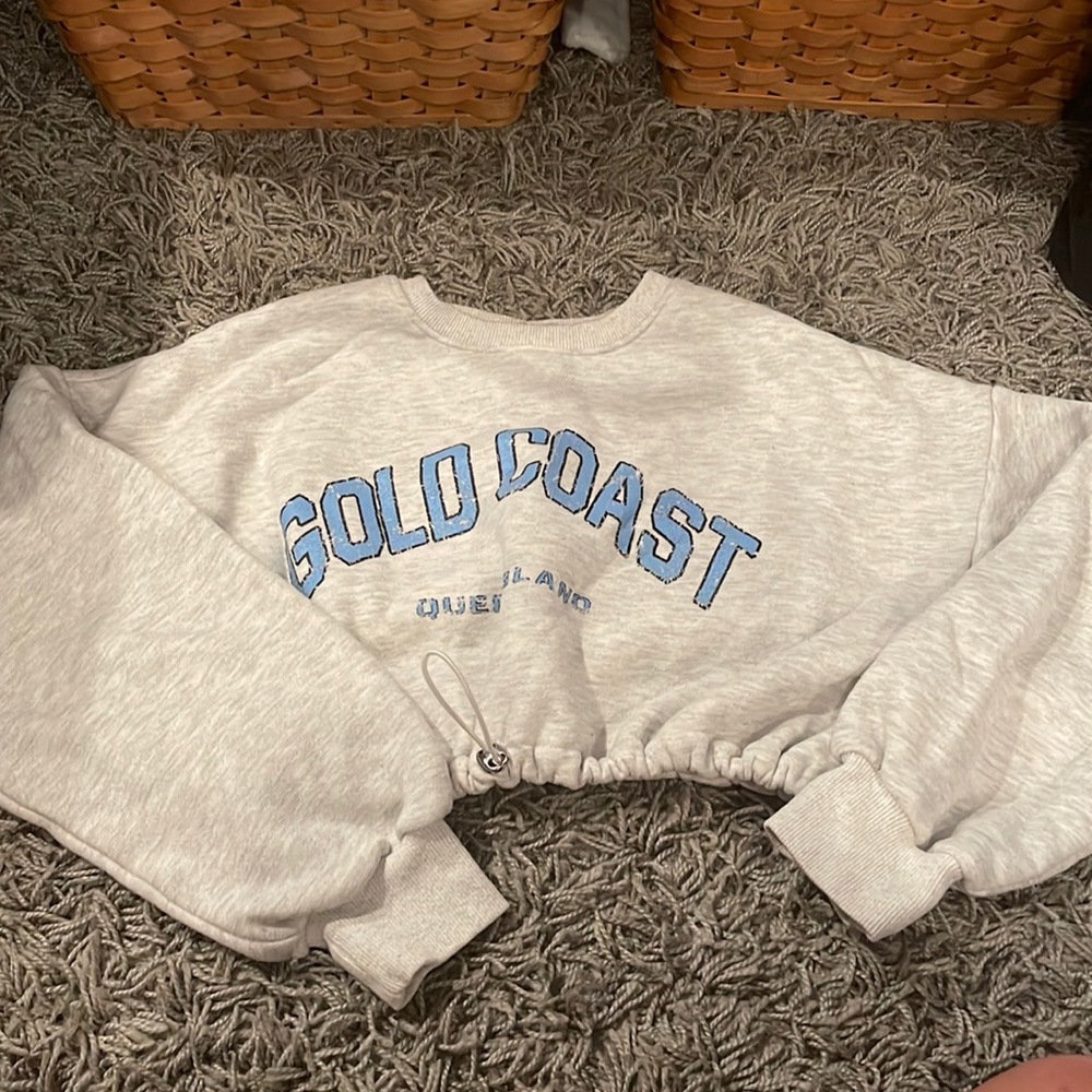 Cropped sweatshirt